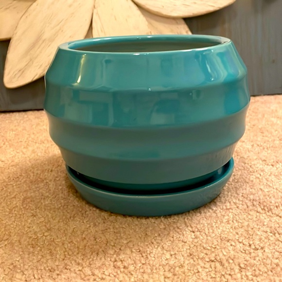 Plant Pot Ceramic Blue Unique Design - Picture 1 of 6